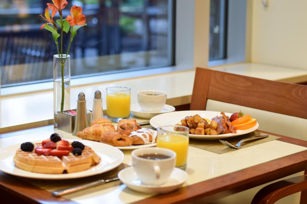 Intercontinental Suites Hotel Cleveland By Ihg Extérieur photo